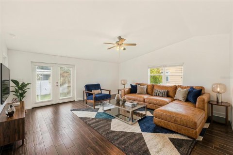 Villa ou maison à vendre à Largo, Floride: 2 chambres, 125.98 m2 № 2416597 - photo 11