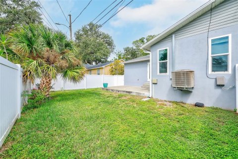Villa ou maison à vendre à Largo, Floride: 2 chambres, 125.98 m2 № 2416597 - photo 25