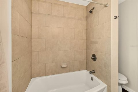 Villa ou maison à vendre à Largo, Floride: 2 chambres, 125.98 m2 № 2416597 - photo 19