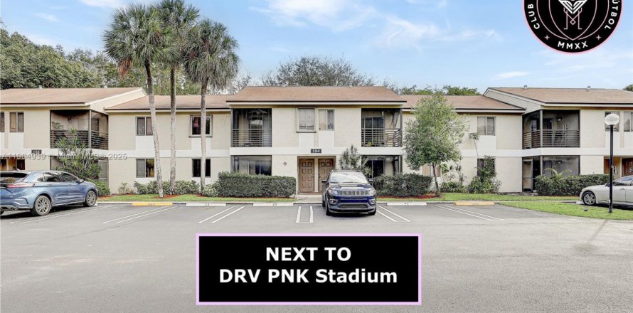 Condo in Pompano Beach, Florida, 2 bedrooms  № 1956615