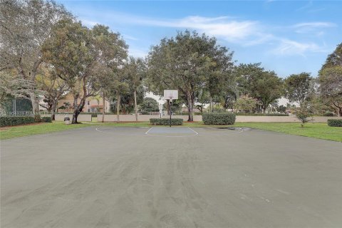 Condo in Pompano Beach, Florida, 2 bedrooms  № 1956615 - photo 14