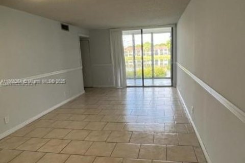 Condominio en venta en Oakland Park, Florida, 2 dormitorios, 82.68 m2 № 2054721 - foto 6