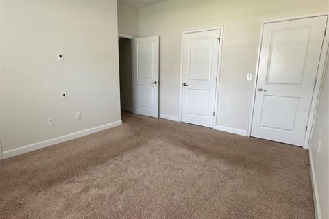 Adosado en venta en Kissimmee, Florida, 4 dormitorios, 177.81 m2 № 1873538 - foto 27