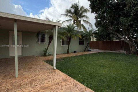 Снять в аренду виллу или дом в Хомстед, Флорида 4 спальни, 164.62м2, № 2004546 - фото 26