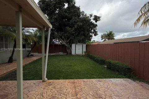 Снять в аренду виллу или дом в Хомстед, Флорида 4 спальни, 164.62м2, № 2004546 - фото 28