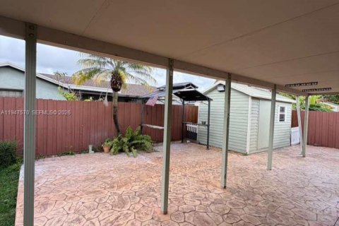 Снять в аренду виллу или дом в Хомстед, Флорида 4 спальни, 164.62м2, № 2004546 - фото 27