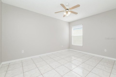 Villa ou maison à louer à Brandon, Floride: 3 chambres, 117.89 m2 № 2427501 - photo 14
