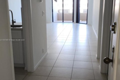 Copropriété à louer à Key Biscayne, Floride: 1 chambre, 105.35 m2 № 1965729 - photo 18