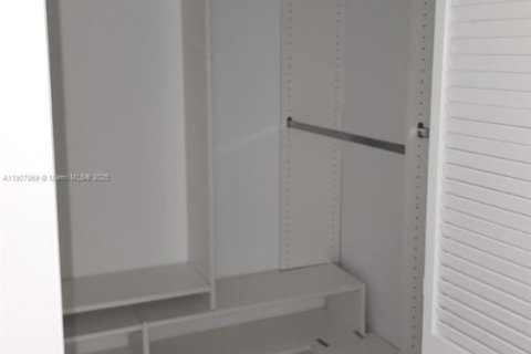 Copropriété à louer à Key Biscayne, Floride: 1 chambre, 105.35 m2 № 1965729 - photo 15