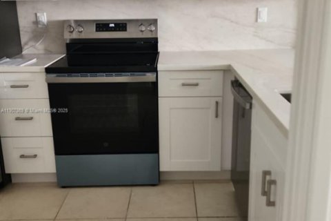 Copropriété à louer à Key Biscayne, Floride: 1 chambre, 105.35 m2 № 1965729 - photo 5