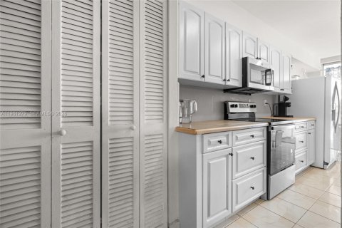 Condominio en venta en Miami, Florida, 2 dormitorios, 155.52 m2 № 2022142 - foto 21