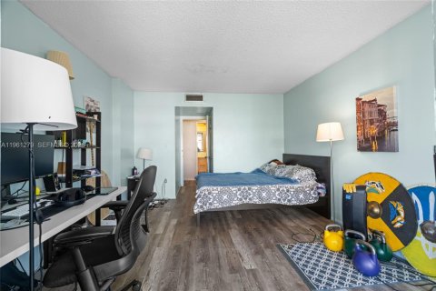 Condominio en venta en Miami, Florida, 2 dormitorios, 155.52 m2 № 2022142 - foto 12