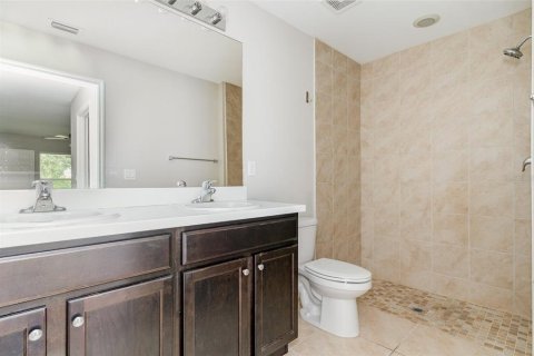 House in Palm Bay, Florida 4 bedrooms, 170.29 sq.m. № 1902445 - photo 14