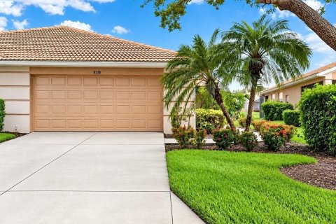 House in Bradenton, Florida 2 bedrooms, 173.73 sq.m. № 2352474