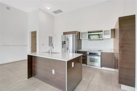 Купить кондоминиум в Майами, Флорида 2 спальни, 96.9м2, № 1867149 - фото 5