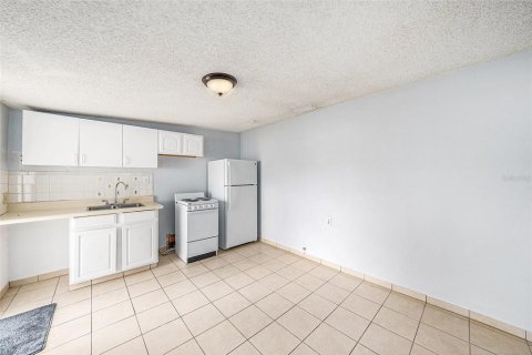 Apartamento en alquiler en Tampa, Florida, 1 dormitorio, 30.56 m2 № 1866186 - foto 2