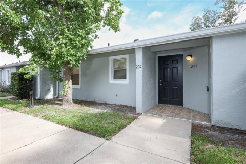 Townhouse in Lake Mary, Florida 2 bedrooms, 86.77 sq.m. № 1879871 - photo 1