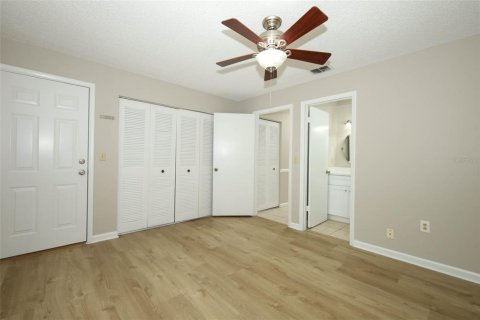 Townhouse in Lake Mary, Florida 2 bedrooms, 86.77 sq.m. № 1879871 - photo 24