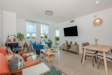 Condominio en venta en Fort Lauderdale, Florida, 2 dormitorios, 101.54 m2 № 1731335 - foto 9