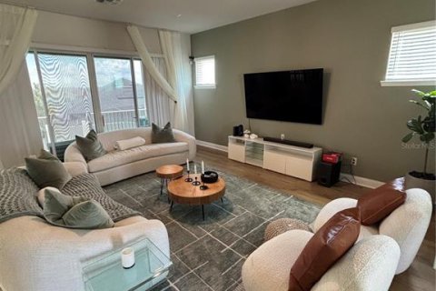 Villa ou maison à louer à Clermont, Floride: 5 chambres, 318.75 m2 № 2333834 - photo 5