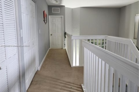 House in Homestead, Florida 4 bedrooms, 217.95 sq.m. № 1715094 - photo 23