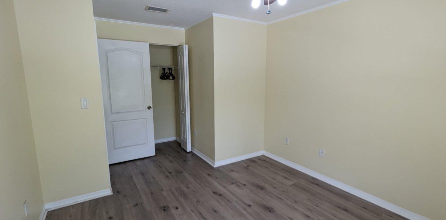 Townhouse in Royal Palm Beach, Florida 3 bedrooms, 148.46 sq.m. № 1222586