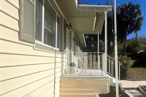 House in Mount Dora, Florida 2 bedrooms, 116.31 sq.m. № 1534890 - photo 24