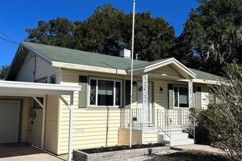 House in Mount Dora, Florida 2 bedrooms, 116.31 sq.m. № 1534890 - photo 3