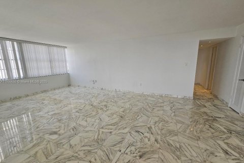 Снять в аренду кондоминиум в Авентура, Флорида 2 спальни, 149.11м2, № 1861773 - фото 7
