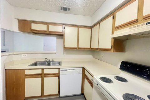 Condominio en alquiler en Altamonte Springs, Florida, 1 dormitorio, 80.08 m2 № 2284144 - foto 16