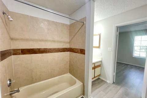 Condominio en alquiler en Altamonte Springs, Florida, 1 dormitorio, 80.08 m2 № 2284144 - foto 21