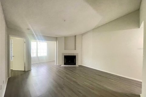 Condominio en alquiler en Altamonte Springs, Florida, 1 dormitorio, 80.08 m2 № 2284144 - foto 12