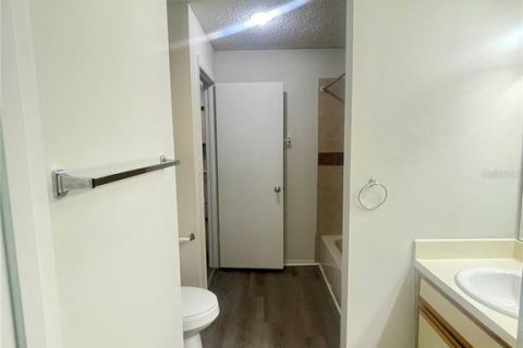 Condominio en alquiler en Altamonte Springs, Florida, 1 dormitorio, 80.08 m2 № 2284144 - foto 22