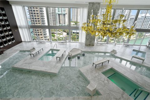 Copropriété à vendre à Miami, Floride: 3 chambres, 134.71 m2 № 2033858 - photo 2