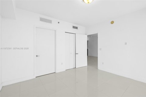 Condominio en venta en Miami, Florida, 2 dormitorios, 134.71 m2 № 2033858 - foto 28