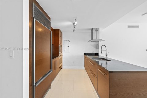 Condominio en venta en Miami, Florida, 2 dormitorios, 134.71 m2 № 2033858 - foto 19