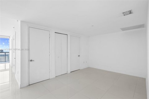 Condominio en venta en Miami, Florida, 2 dormitorios, 134.71 m2 № 2033858 - foto 16