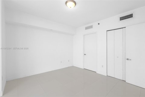 Condominio en venta en Miami, Florida, 2 dormitorios, 134.71 m2 № 2033858 - foto 23