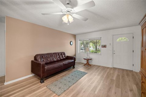 Casa en venta en Ocala, Florida, 2 dormitorios, 124.58 m2 № 1813262 - foto 5