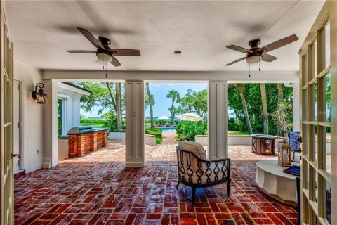 Casa en alquiler en Saint Petersburg, Florida, 4 dormitorios, 452.81 m2 № 1624991 - foto 3