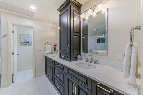 Casa en alquiler en Saint Petersburg, Florida, 4 dormitorios, 452.81 m2 № 1624991 - foto 29