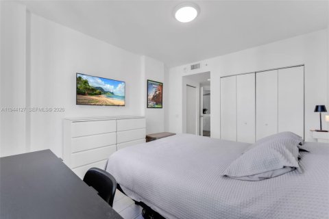 Купить кондоминиум в Майами, Флорида 2 спальни, 119.66м2, № 2001477 - фото 16