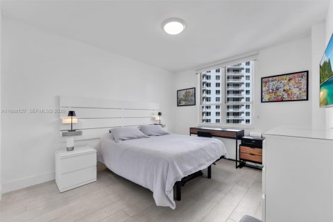 Купить кондоминиум в Майами, Флорида 2 спальни, 119.66м2, № 2001477 - фото 15
