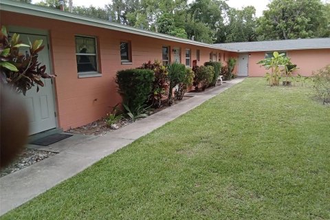 Commercial property in Daytona Beach, Florida 308.9 sq.m. № 2353533