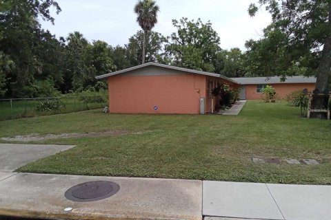 Immobilier commercial à vendre à Daytona Beach, Floride: 308.9 m2 № 2353533 - photo 2