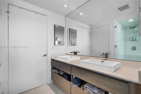 Copropriété à vendre à Miami, Floride: 2 chambres, 106.19 m2 № 1830239 - photo 20