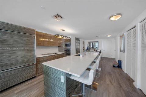 Copropriété à vendre à Miami, Floride: 2 chambres, 106.19 m2 № 1830239 - photo 10