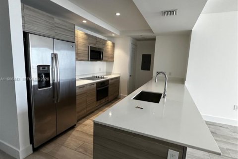 Condo à Miami, Floride, 2 chambres  № 2048196