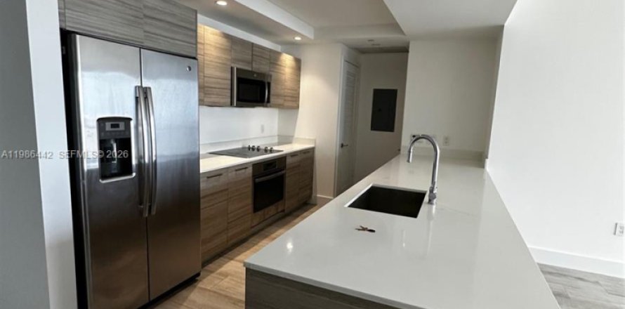Condo à Miami, Floride, 2 chambres  № 2048196