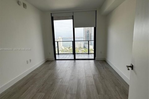 Copropriété à louer à Miami, Floride: 2 chambres, 100.43 m2 № 2048196 - photo 8